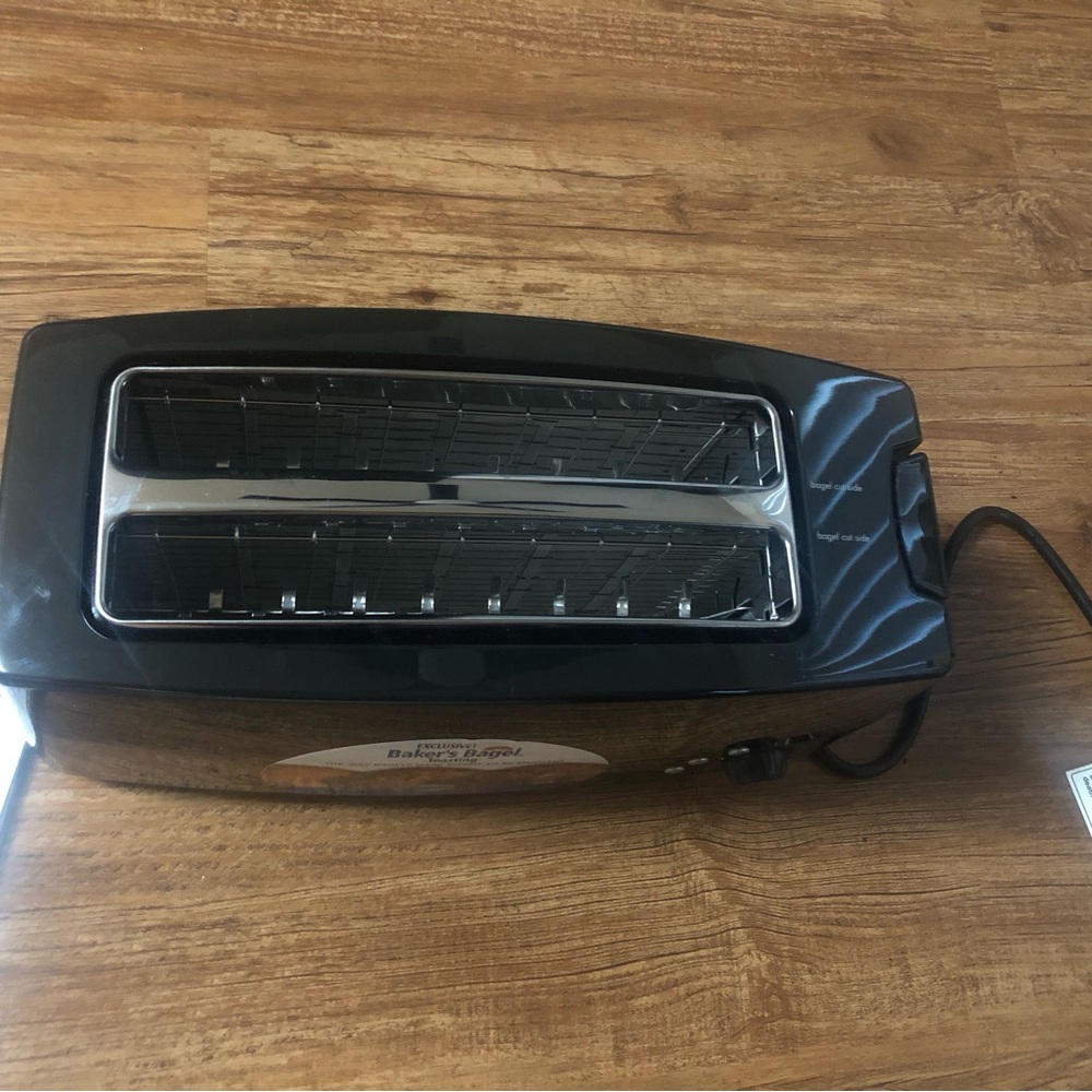 KitchenAid Digital Toaster - Picture 3 of 10